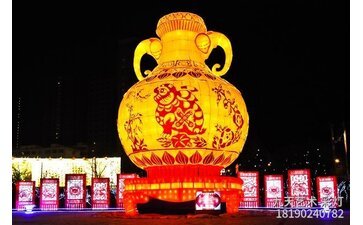自贡彩灯是四川省自贡市的一种传统手工艺品